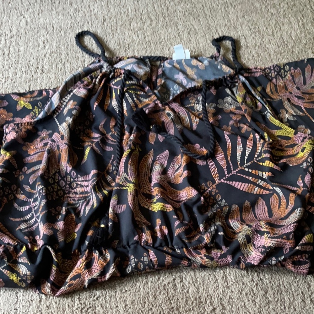 🧥$5 🧥A New Day Target Tropical Romper